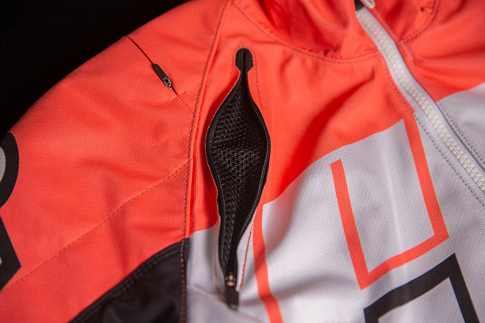 ICON Women's Airform Retro Jacket