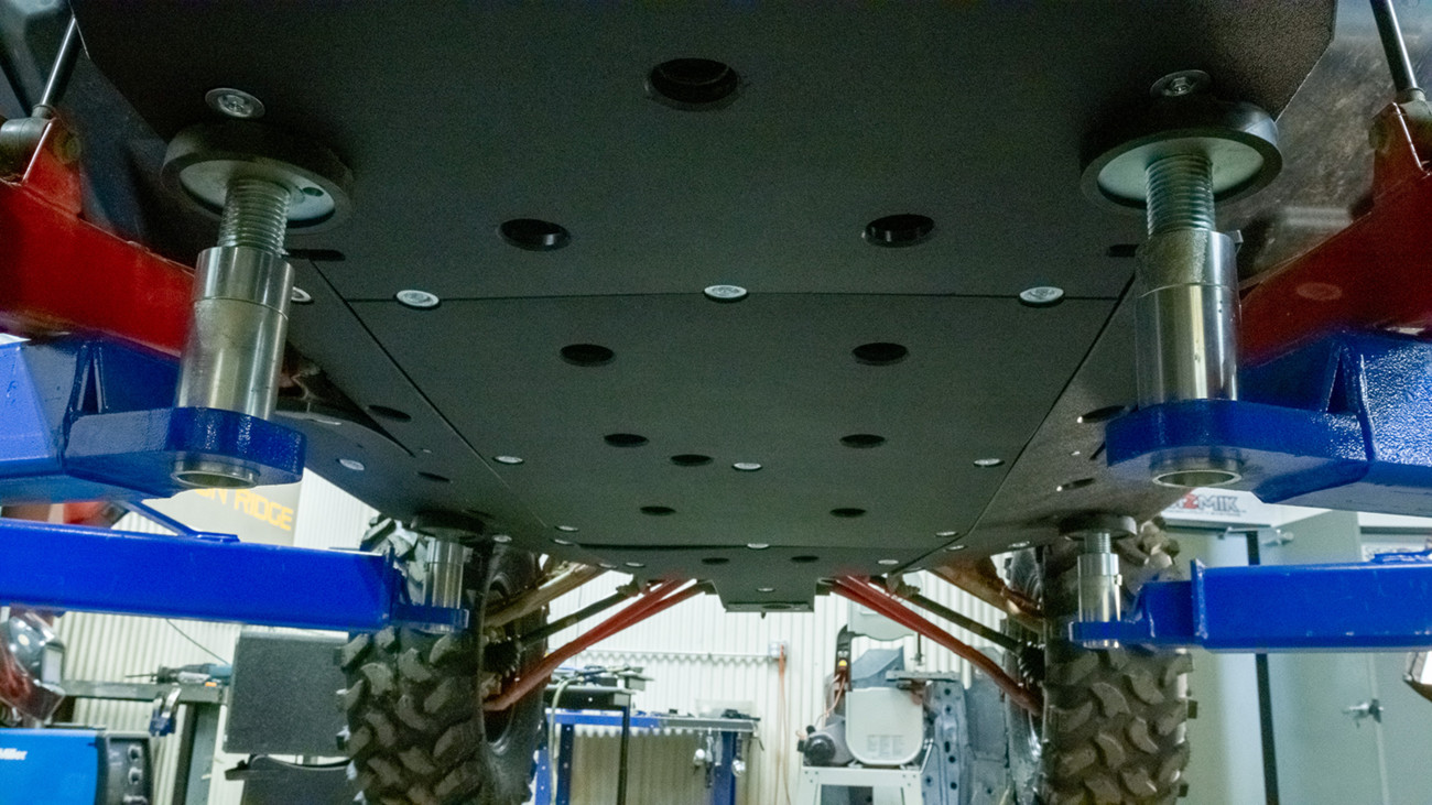 SEIZMIK Skid Plate W/ Tree Kickers UHMW