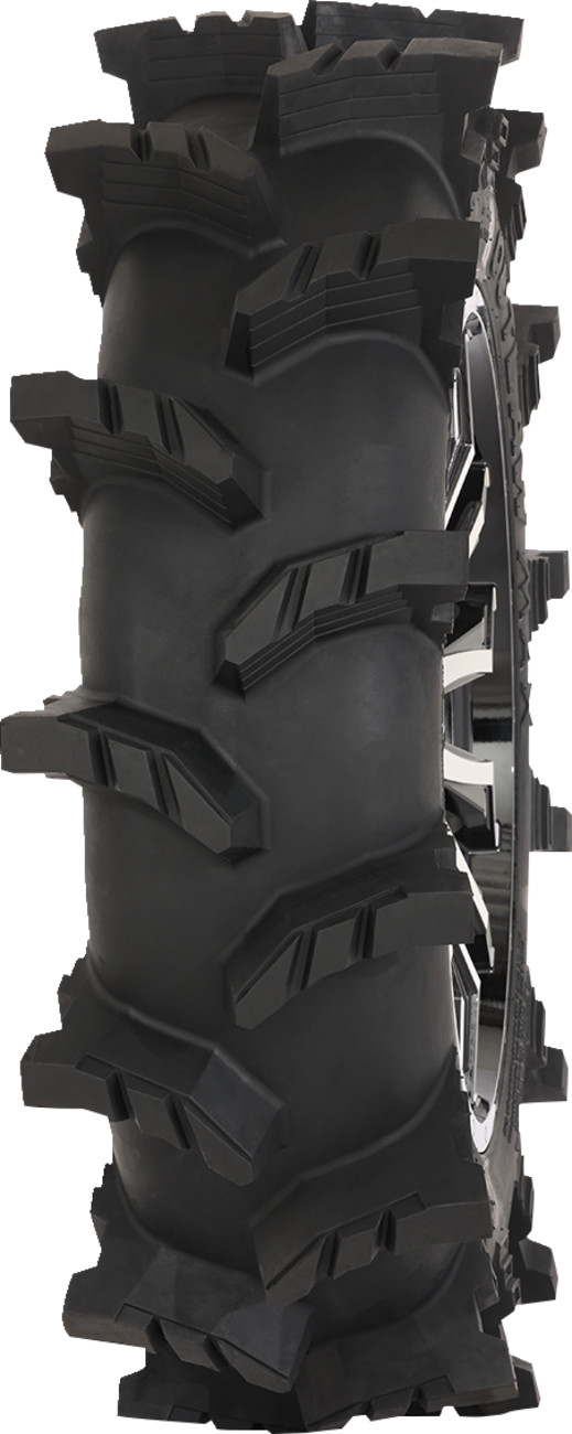 Outlaw Max Tire undefined