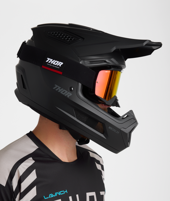 Thor Fleet Blackout motocross helmet