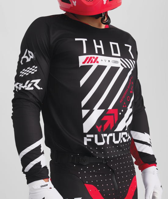 TTT NewStndrdZip BLACK Mサイズ 23AW TTT NewStndrdZip BLACK Mサイズ 23AW