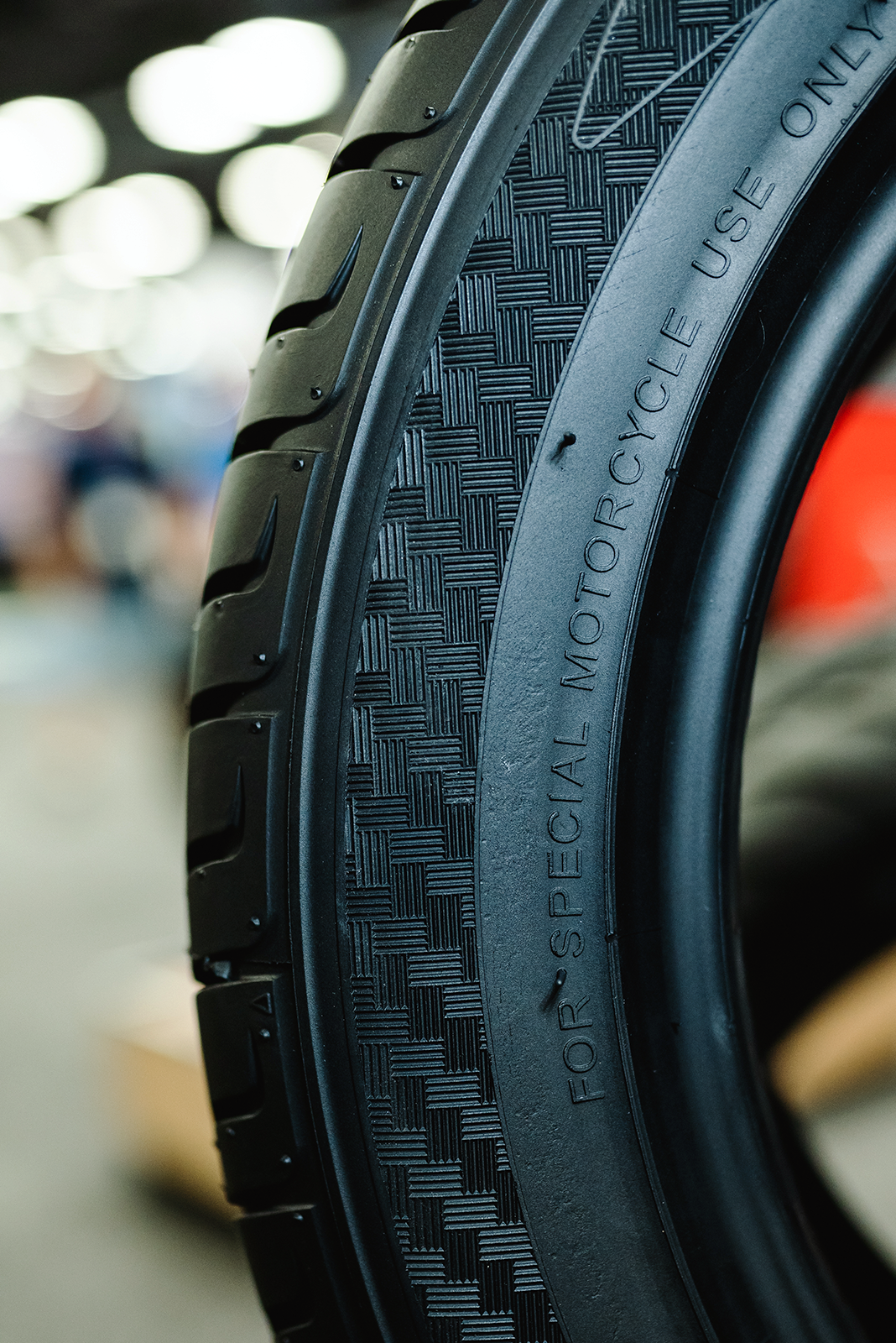 Kanine Tire