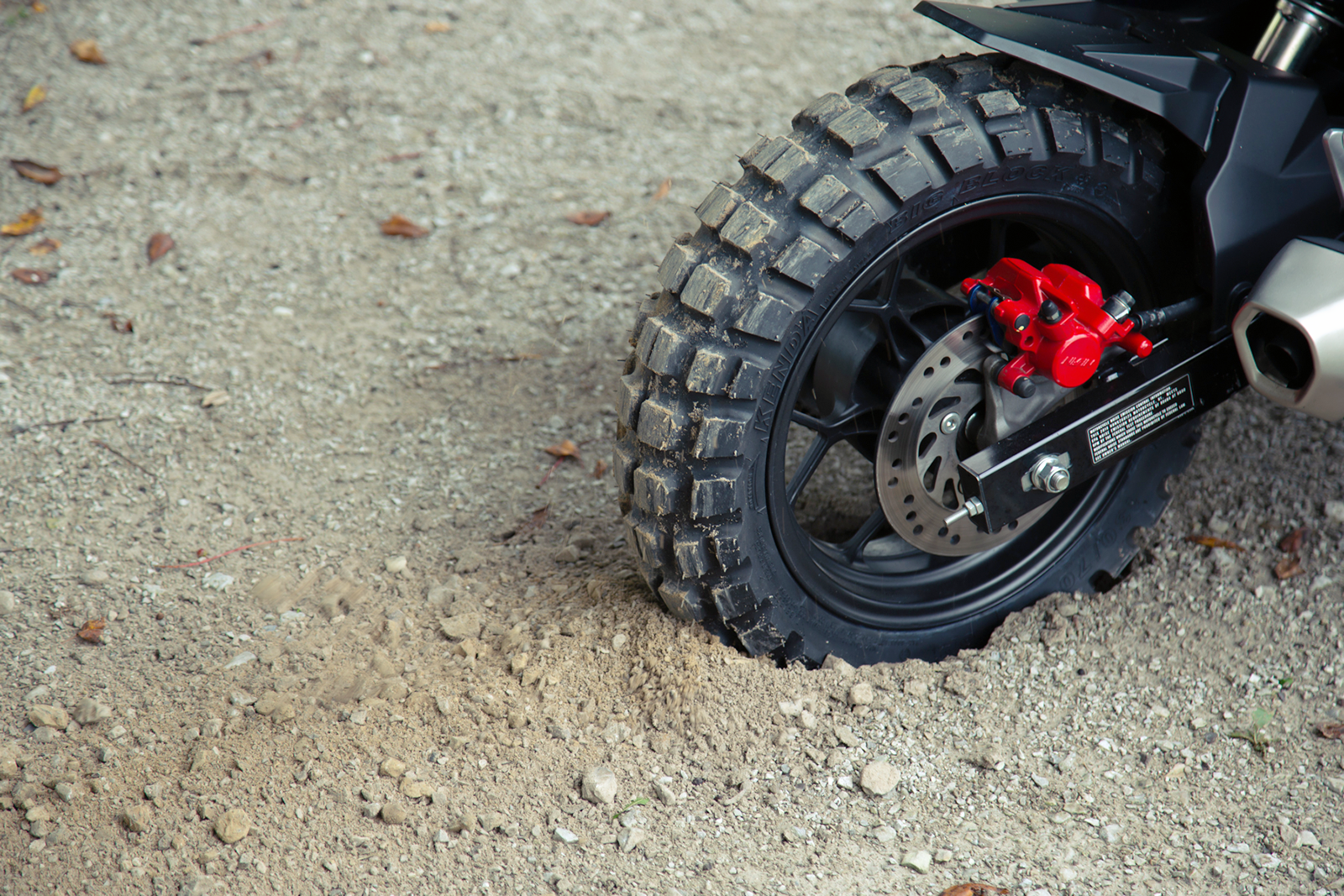 K784 Big Block Tire
