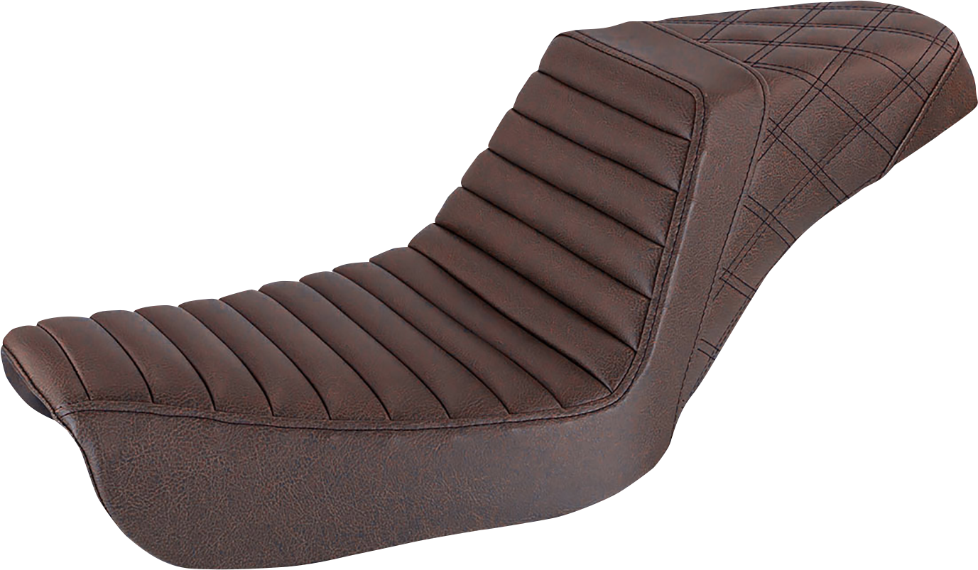 Saddlemen Step-Up Seat - Front Tuck-n-Roll/Rear Lattice Stitch - Brown - FXD Harley Davidson