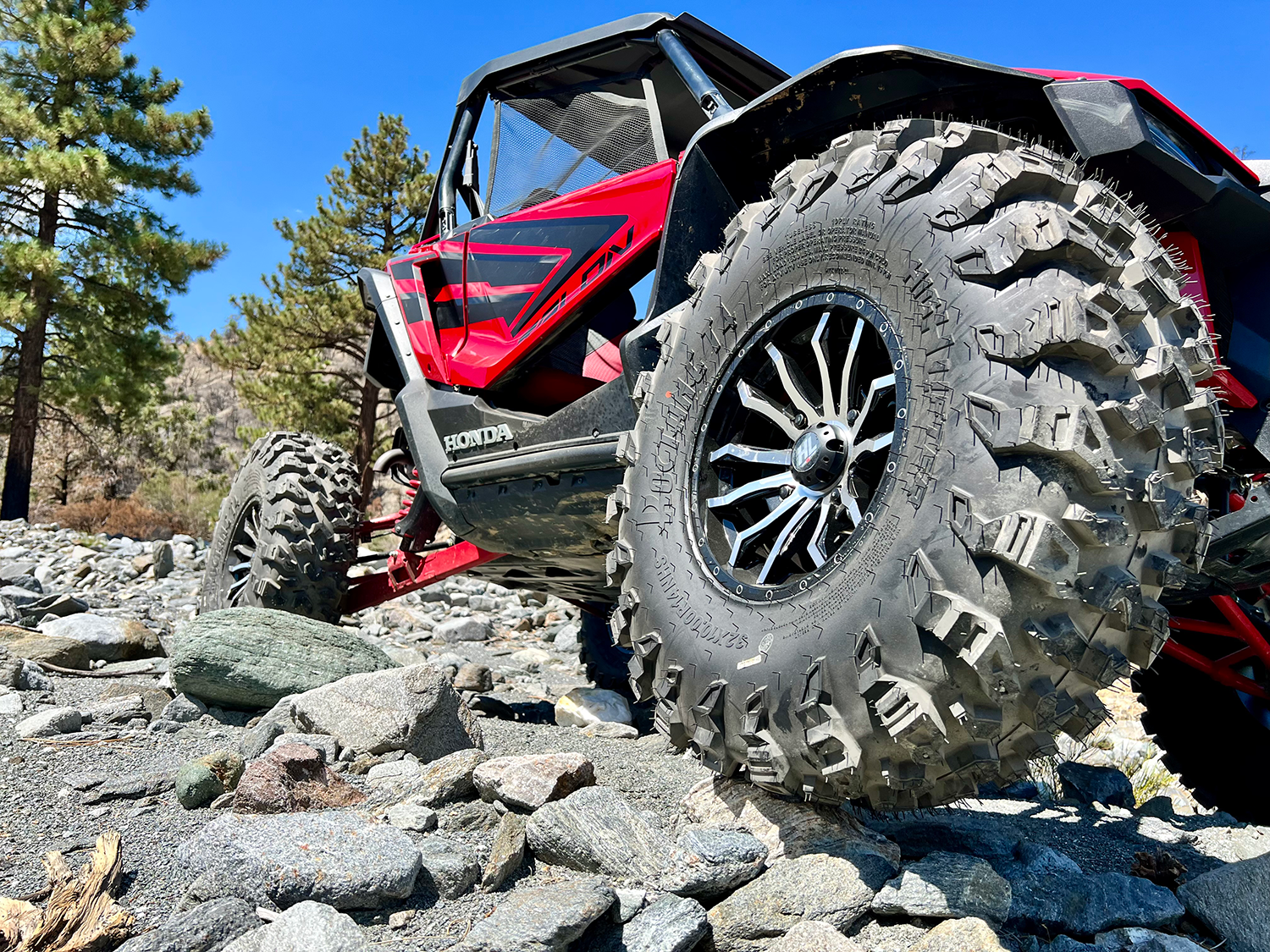 HIGH LIFTER Roctane T4 Tire