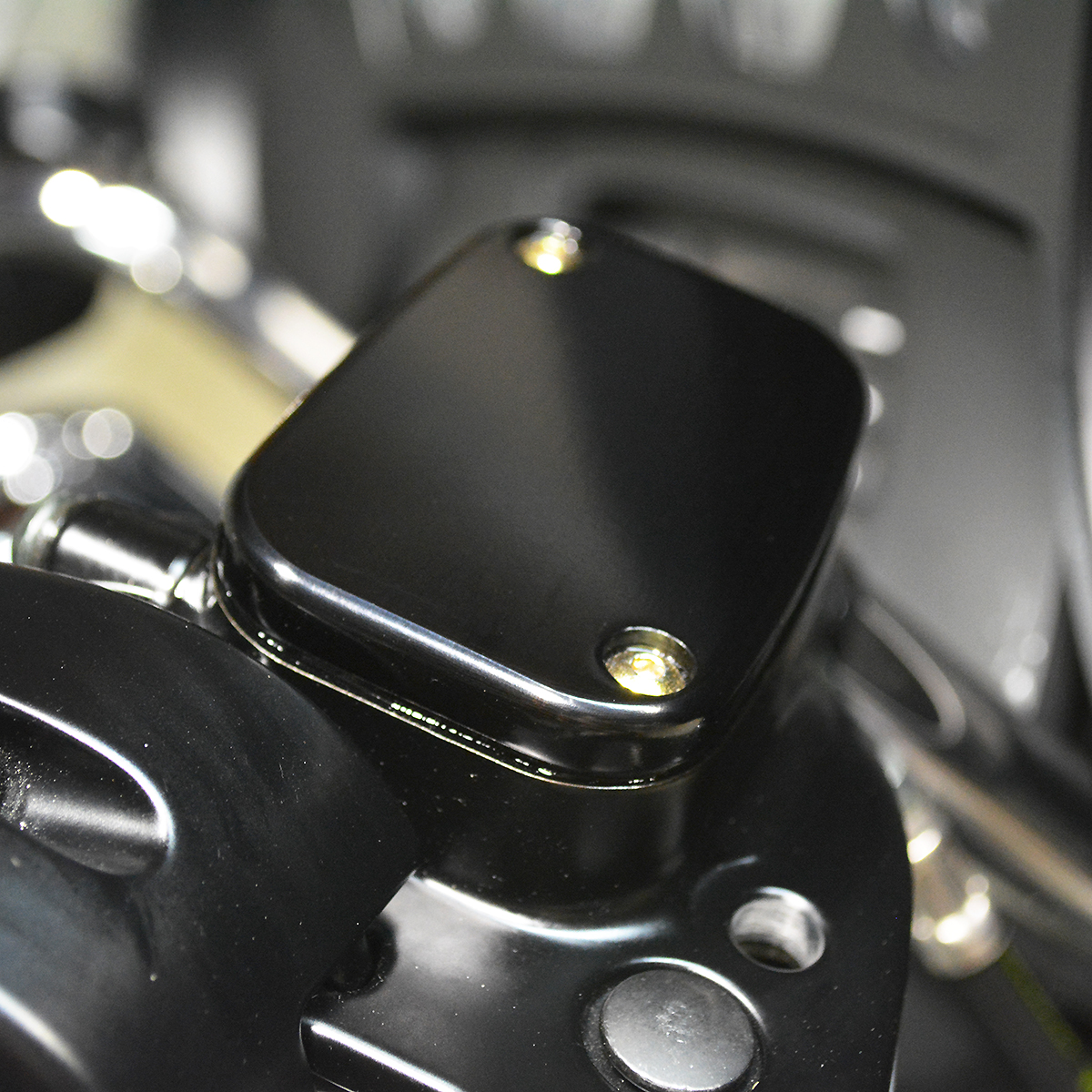 Joker Machine Smooth Front Brake Master Cylinder Cover For Harley Touring 2008-2025