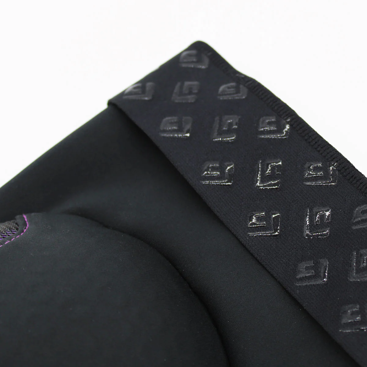 G-FORM Terra Mountain Bike Knee Guards