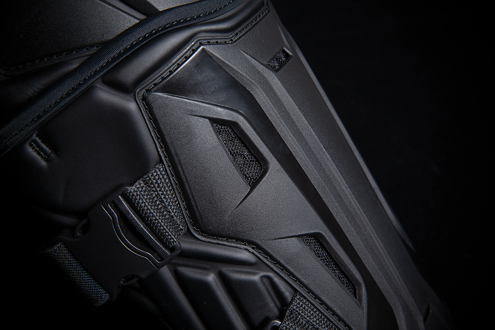 Icon Field Armor 3™ Knees