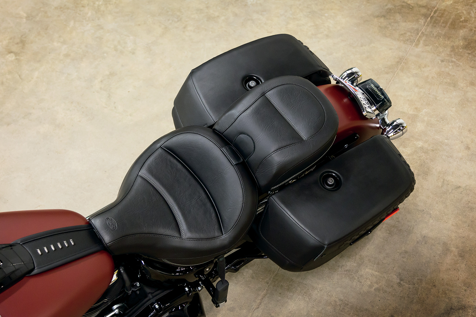 Mustang Standard Touring Solo Seat For Harley Softail Deluxe And Heritage 2018-2025