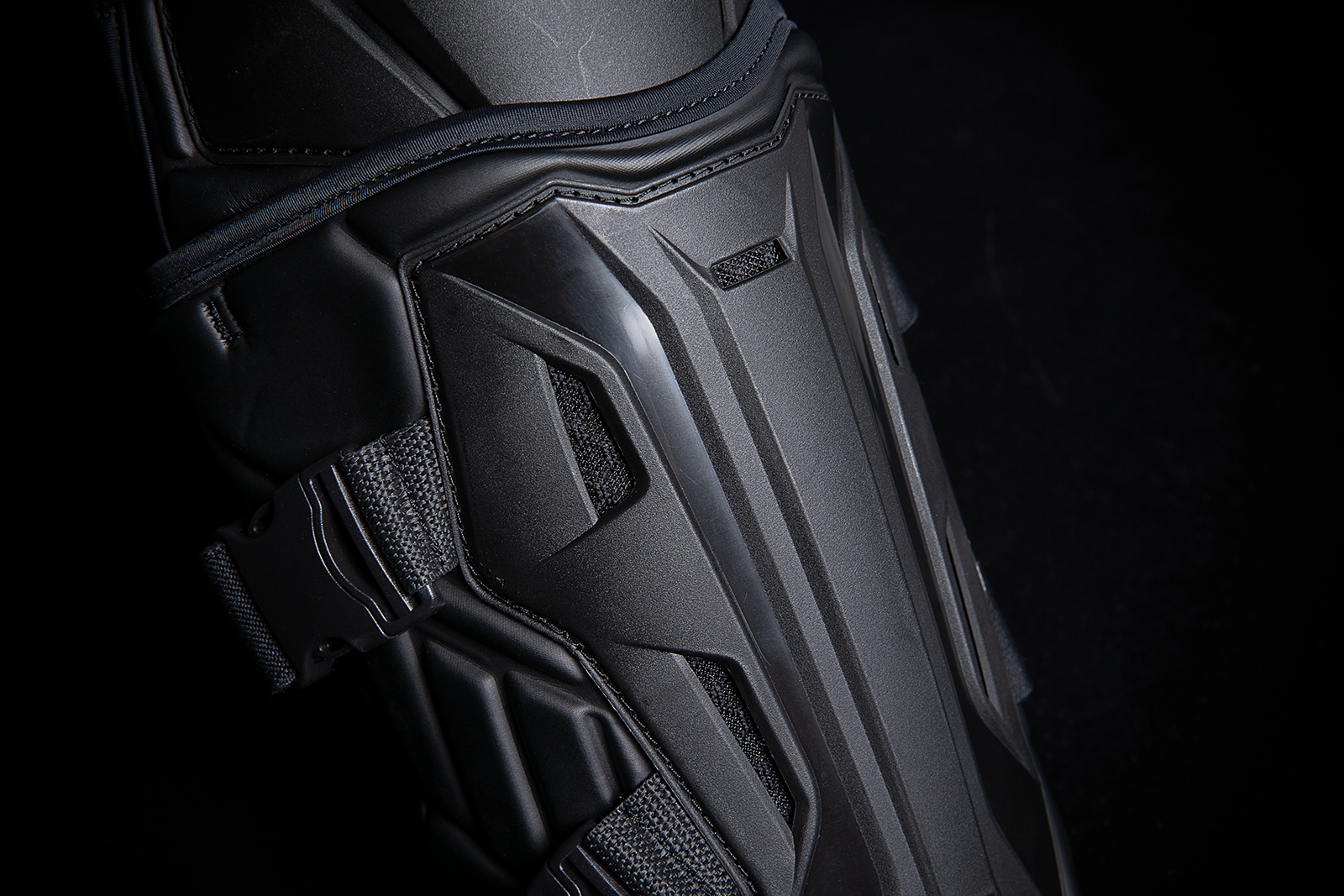 Icon Field Armor 3™ Knees