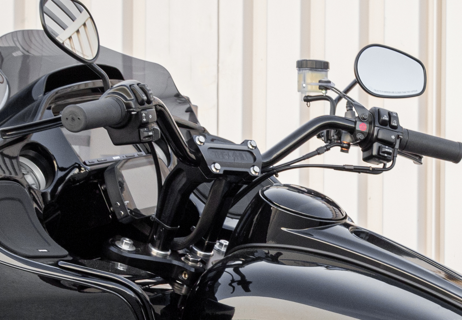 Thrashin supply co. Handlebar Risers - Pull Back - 6-1/2" - Black