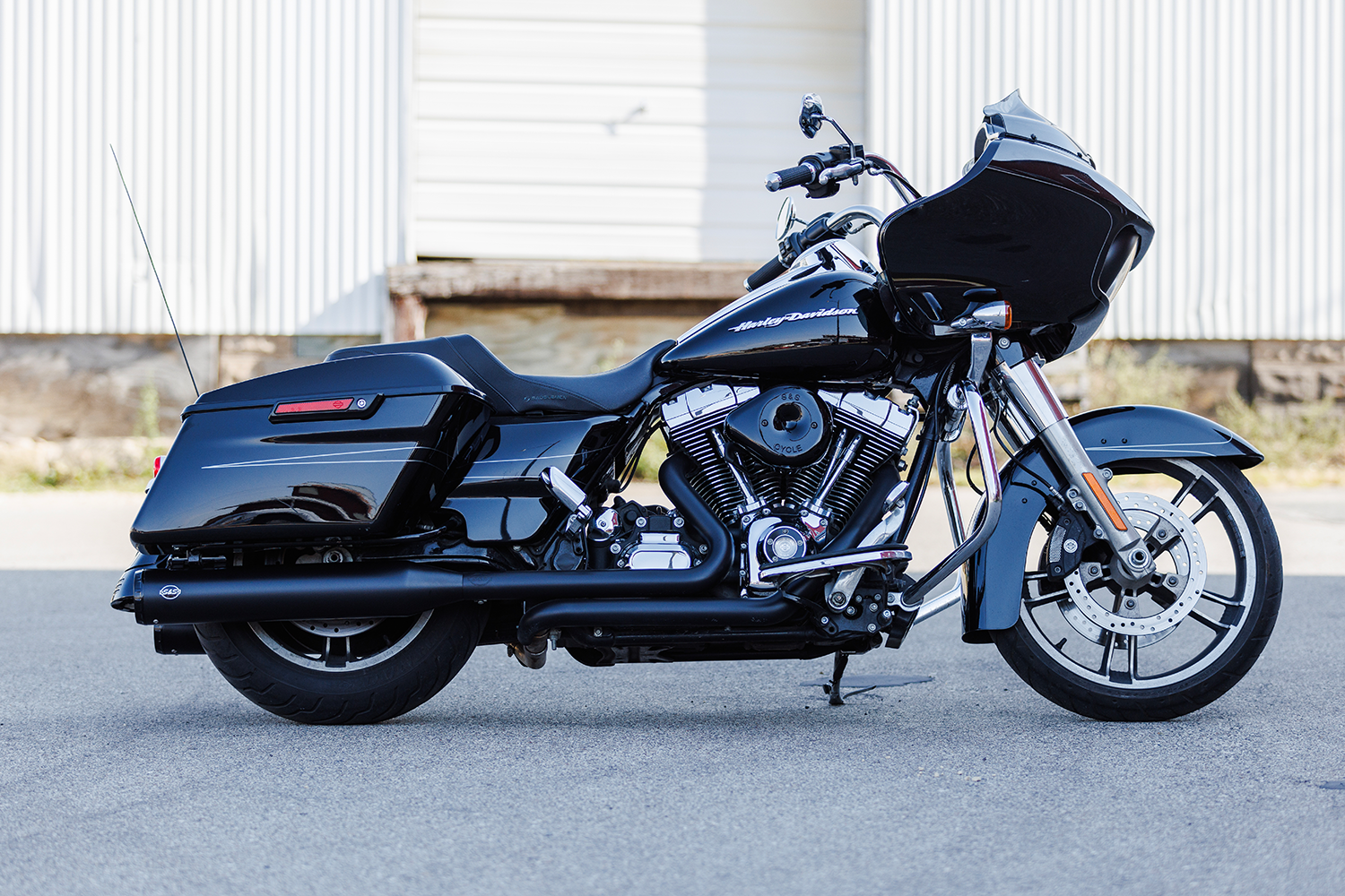 S&s cycle 4-1/2" GNX Slip-On Mufflers - Guardian Black Harley Davidson