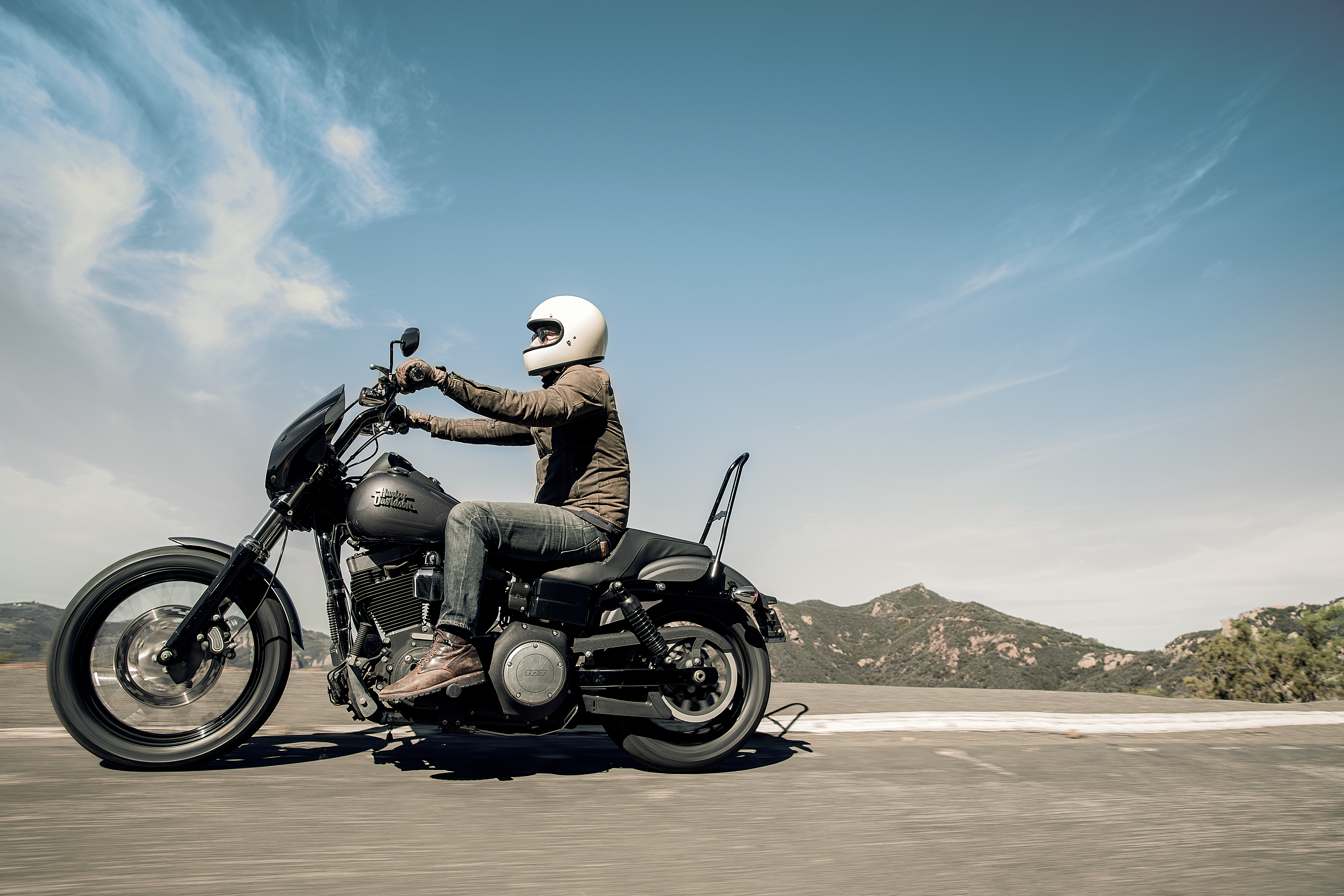 BRIDGESTONE Battlecruise H50 Tire