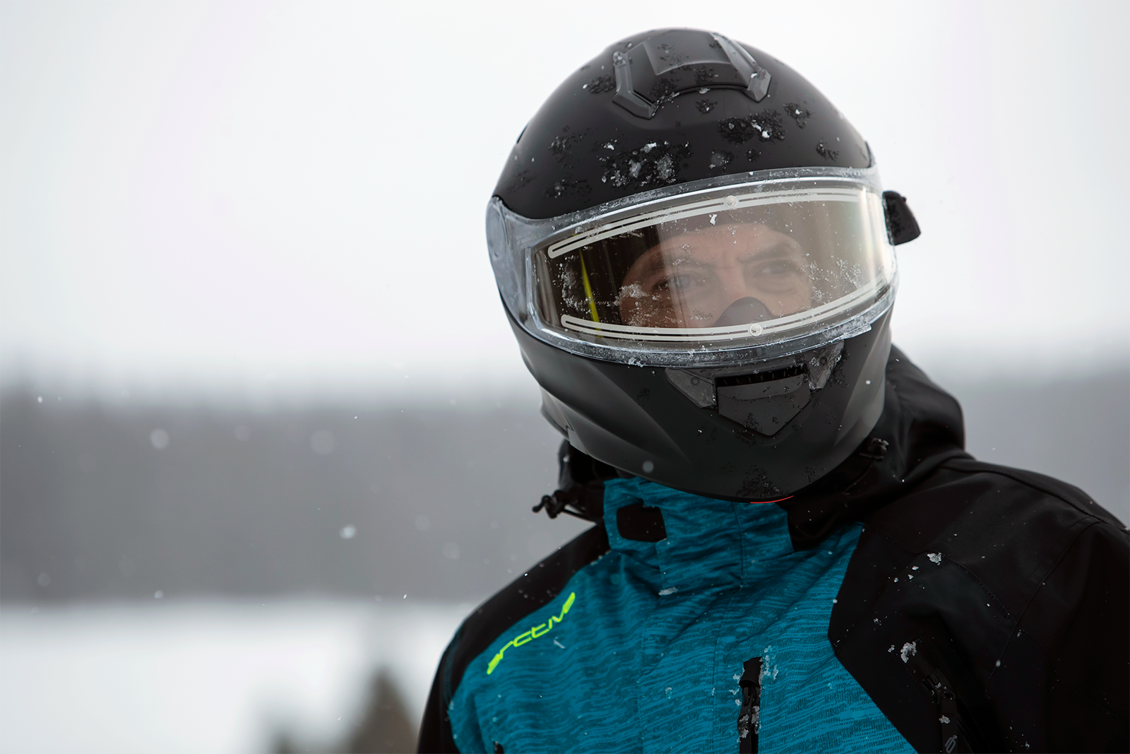 Z1r Solaris Helmet Electric Dual Pane Shield