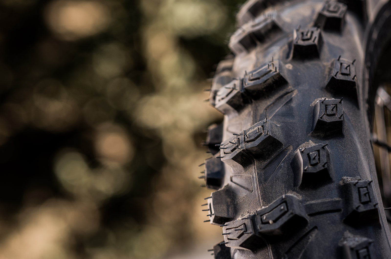 BRIDGESTONE Battlecross E50 Tire