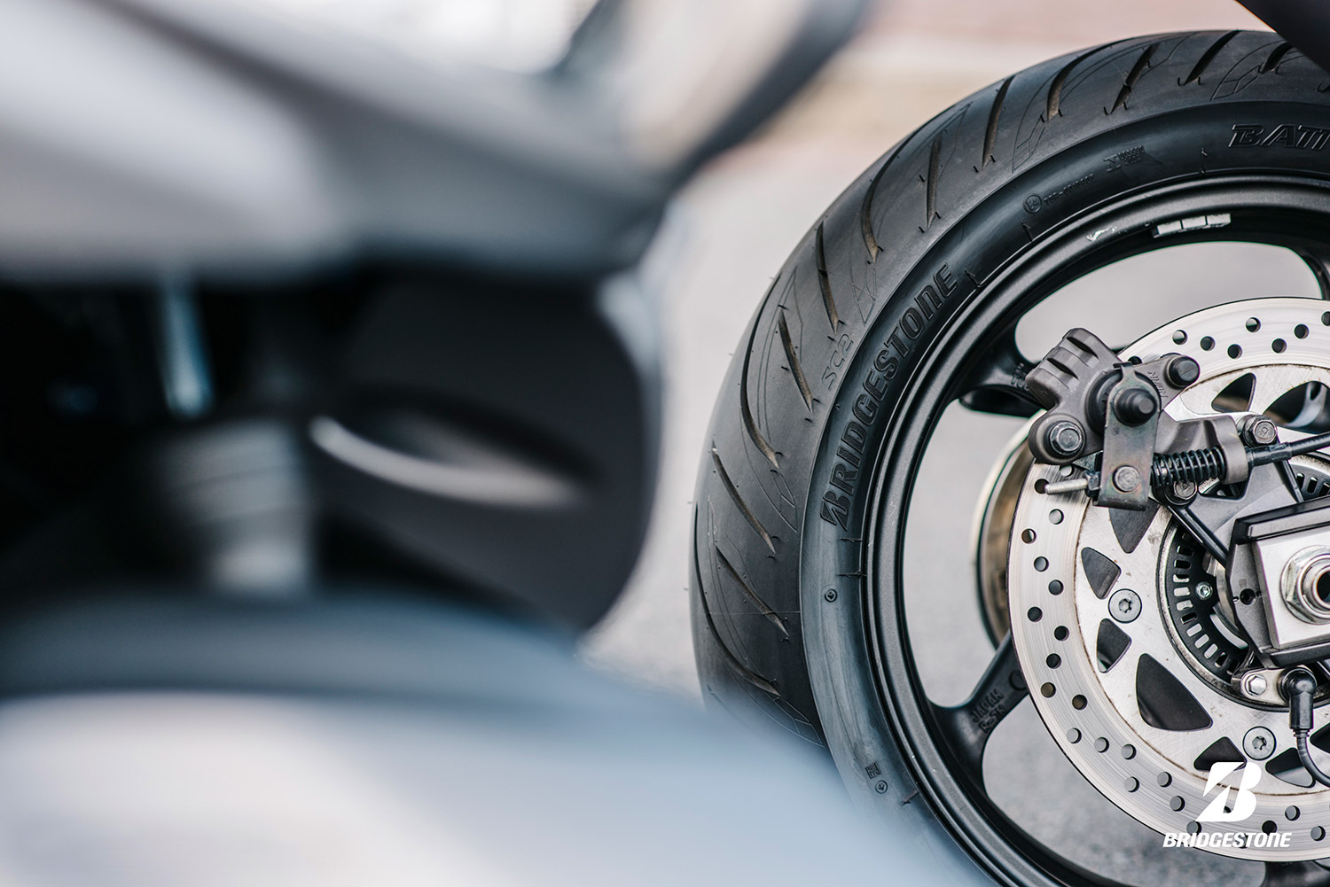 BRIDGESTONE Battlax SC2 Tire