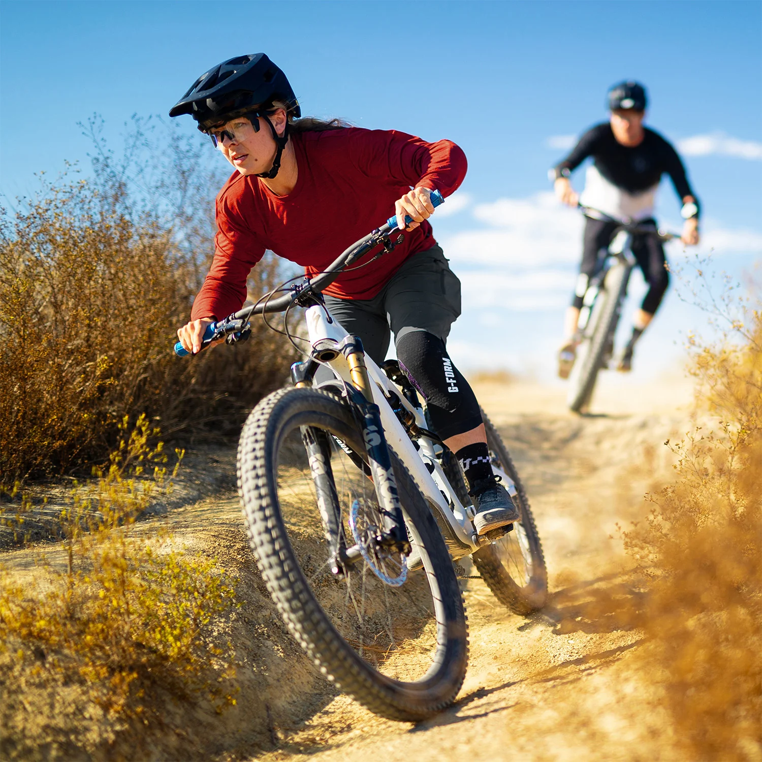 G-FORM Terra Mountain Bike Knee Guards