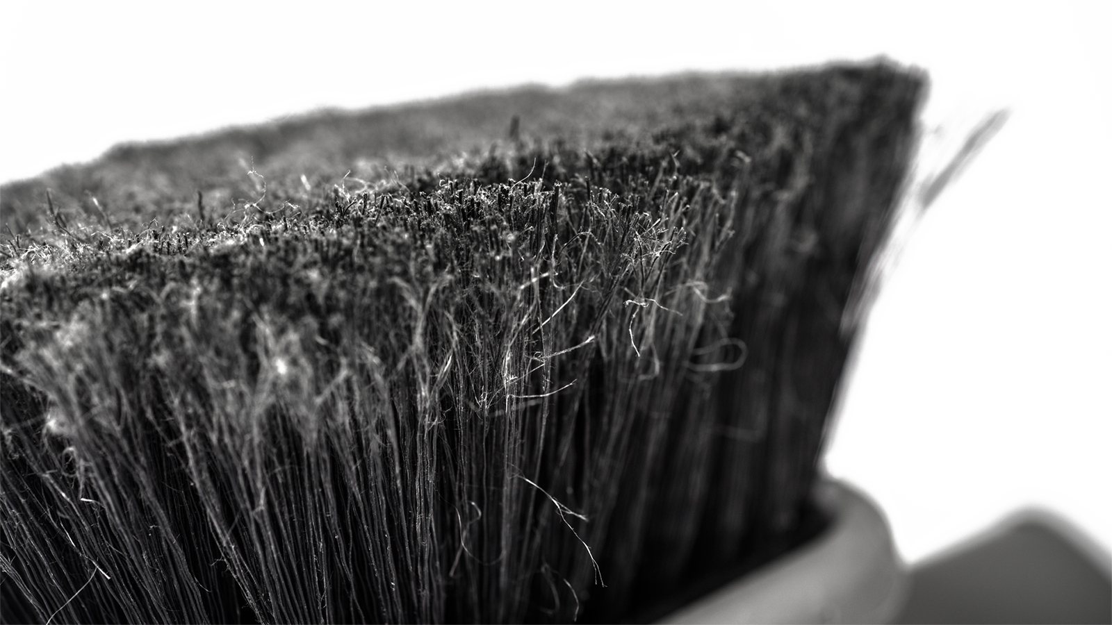 MUC-OFF USA Premium 3-Piece Brush Kit