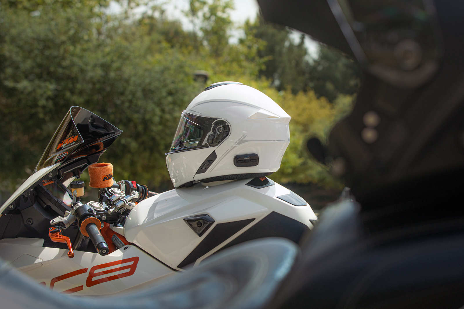 SENA Outrush R Helmet