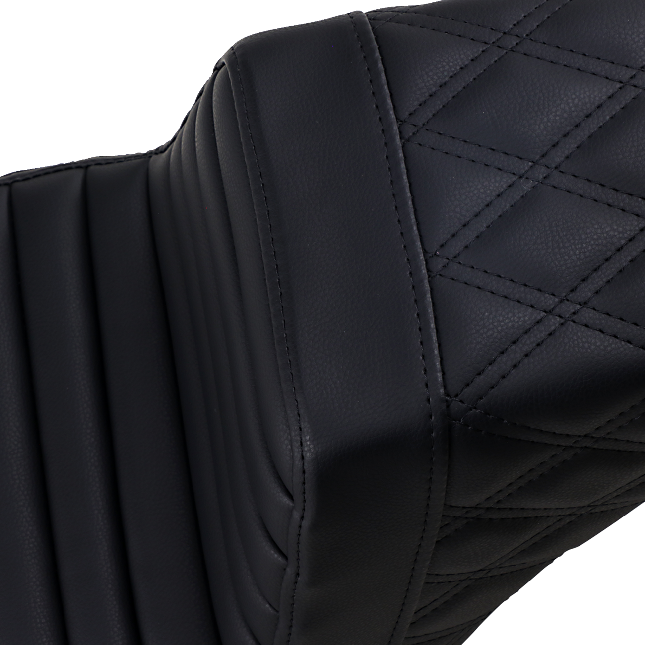 Saddlemen Step-Up TTR Tuck and Roll Seat For Harley Softail FXBB/S / FXST 2018-2025