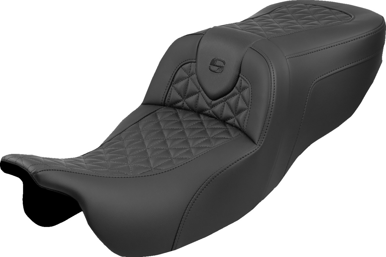 Saddlemen Roadsofa™ Seat - without Backrest - Tri-Gripper - FLRT/FLTRT '15-'25 2015-2025 Harley Davidson FLRT Freewheeler / 2023-2025 Harley Davidson FLTRT Road Glide 3