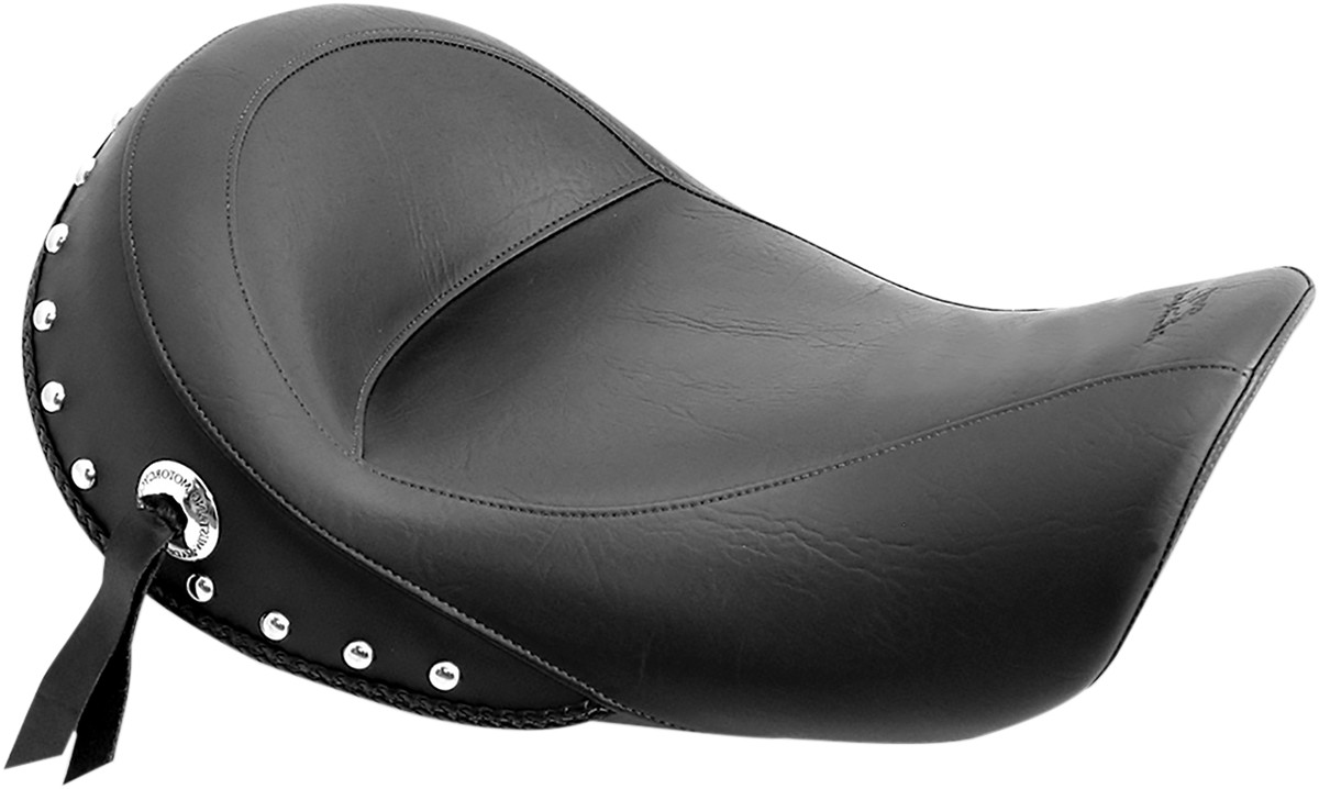 MUSTANG Studded Vinyl Solo Seat