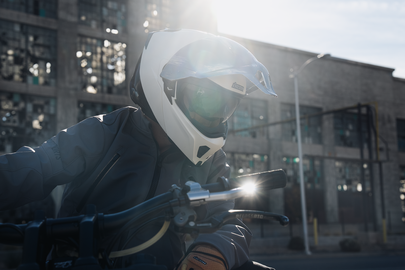 ICON Threshold™ Solid Modular Helmet