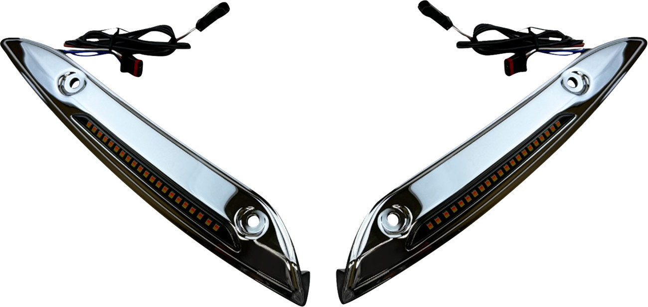 CUSTOM DYNAMICS Genesis® 4 Dynamic LED Road Glide® Windshield Trim