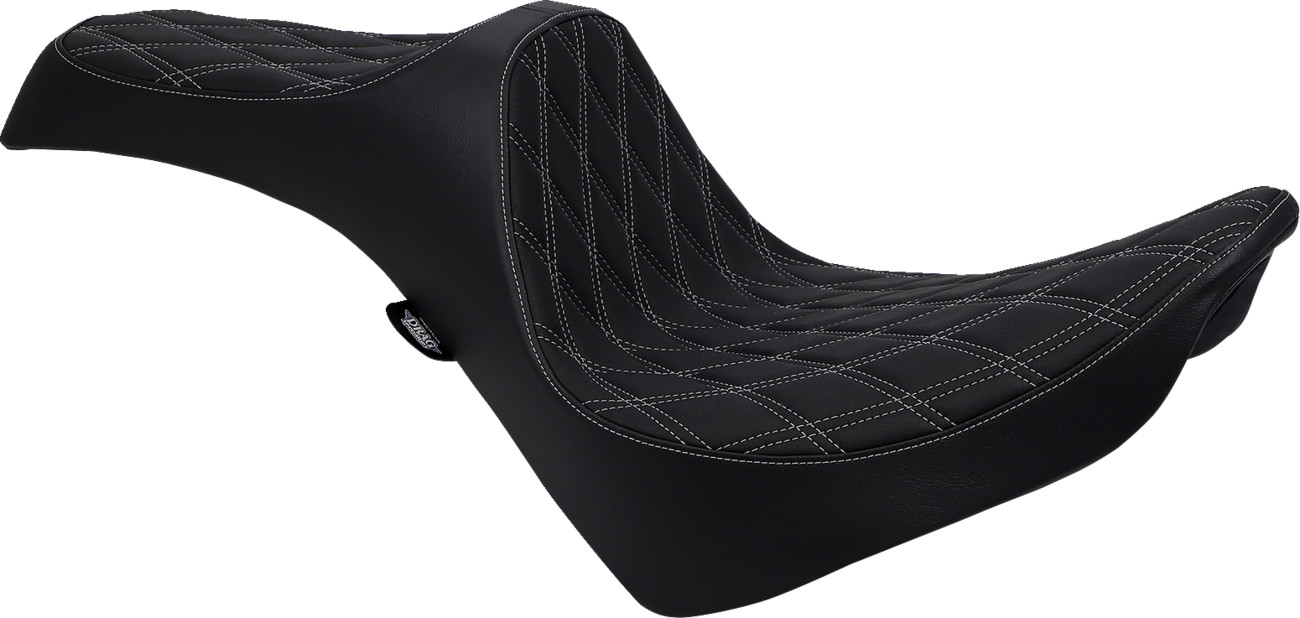 Drag specialties seats Predator III Seat - Double Diamond - Silver Stitching - FL/FX '18-'22 Harley Davidson