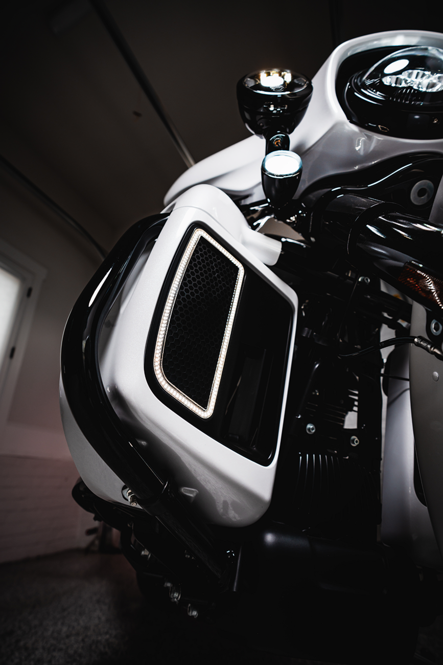 Custom dynamics ProBEAM® Dynamic Ringz™ Turn Signals - 1157 Harley Davidson