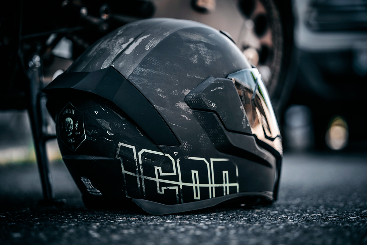 Icon Airflite™ Demo MIPS® Helmet