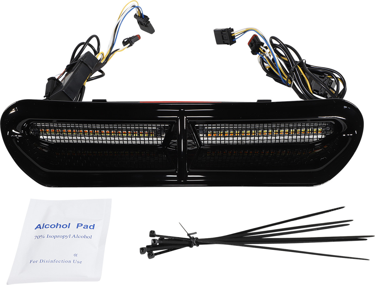 CUSTOM DYNAMICS Genesis® 4 All-In-One Dynamic LED Batwing Fairing Vent Insert