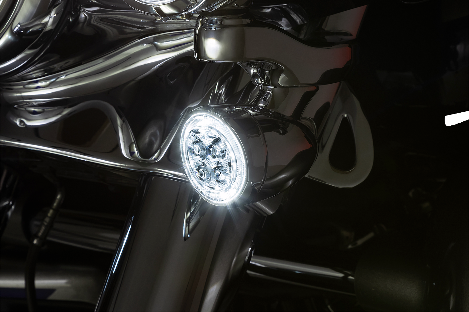 CIRO LED Fang® Front Signal Light Inserts with Bezel