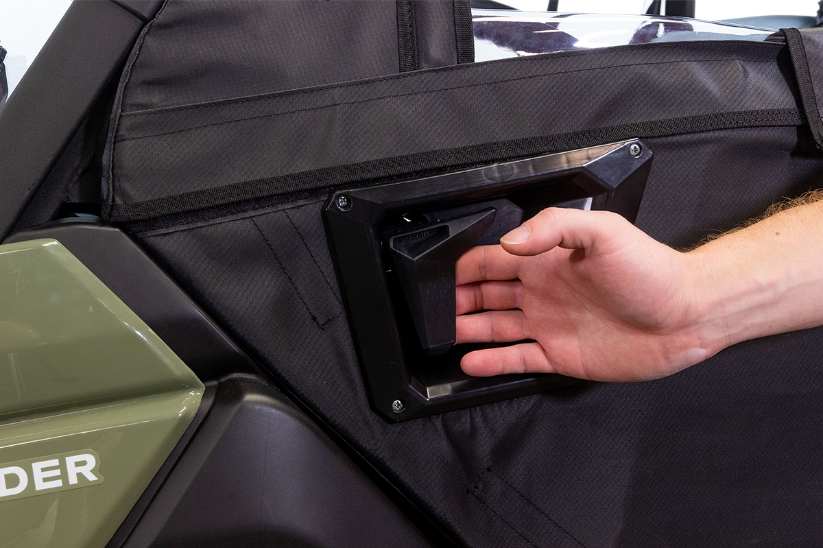 Seizmik Framed Door Kit - Can-Am - Defender