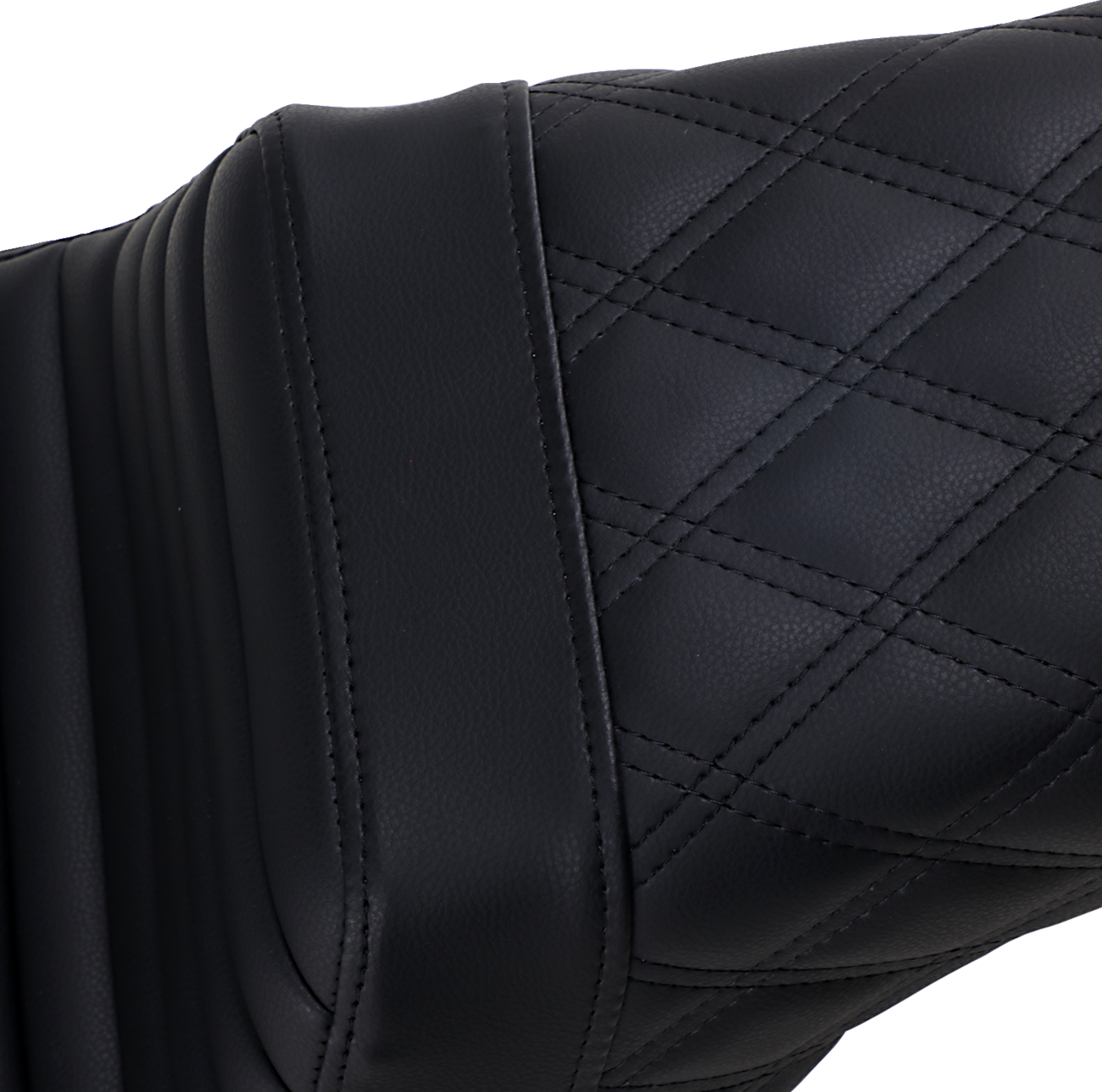 Saddlemen Step-Up TTR Tuck and Roll Seat For Harley Dyna 2006-2017