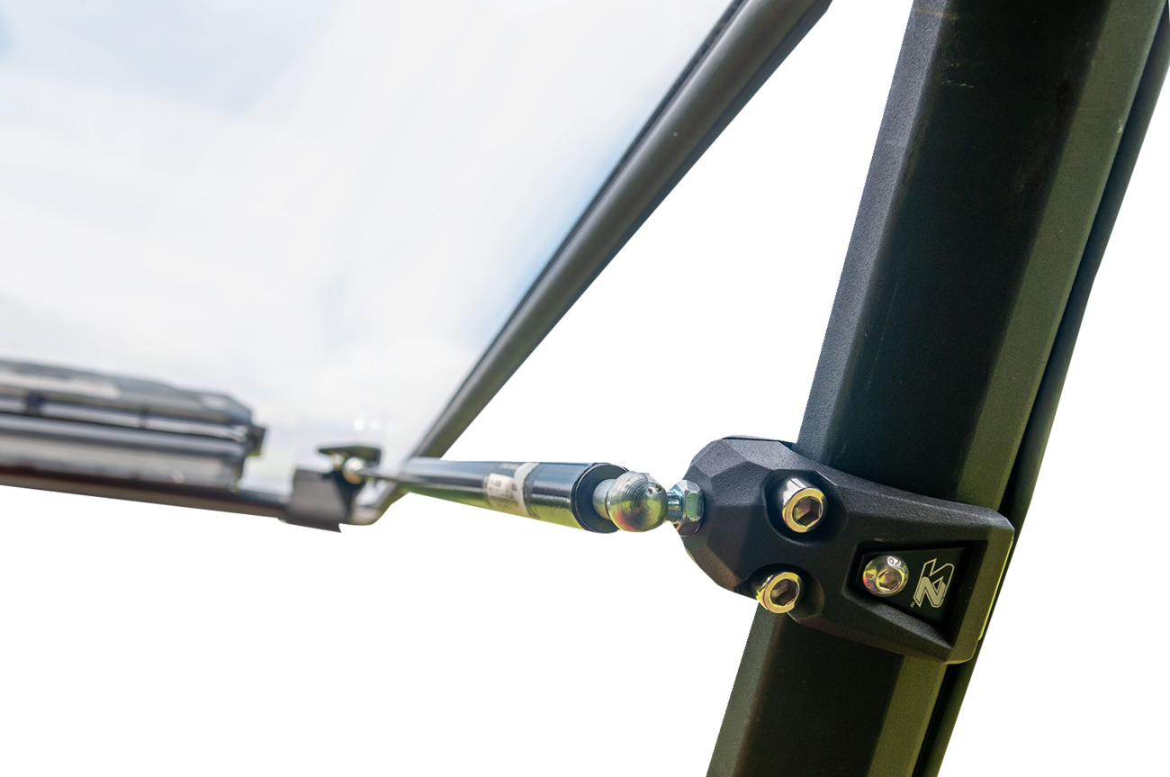 Seizmik Flip-Up Windshield With Vents Can AM Defender 1000 / 800 2016-2021