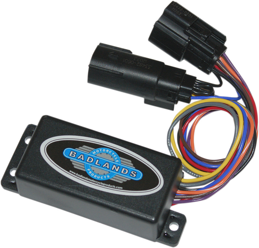 Illuminator Plug-In Style Run, Brake and Turn Signal Module