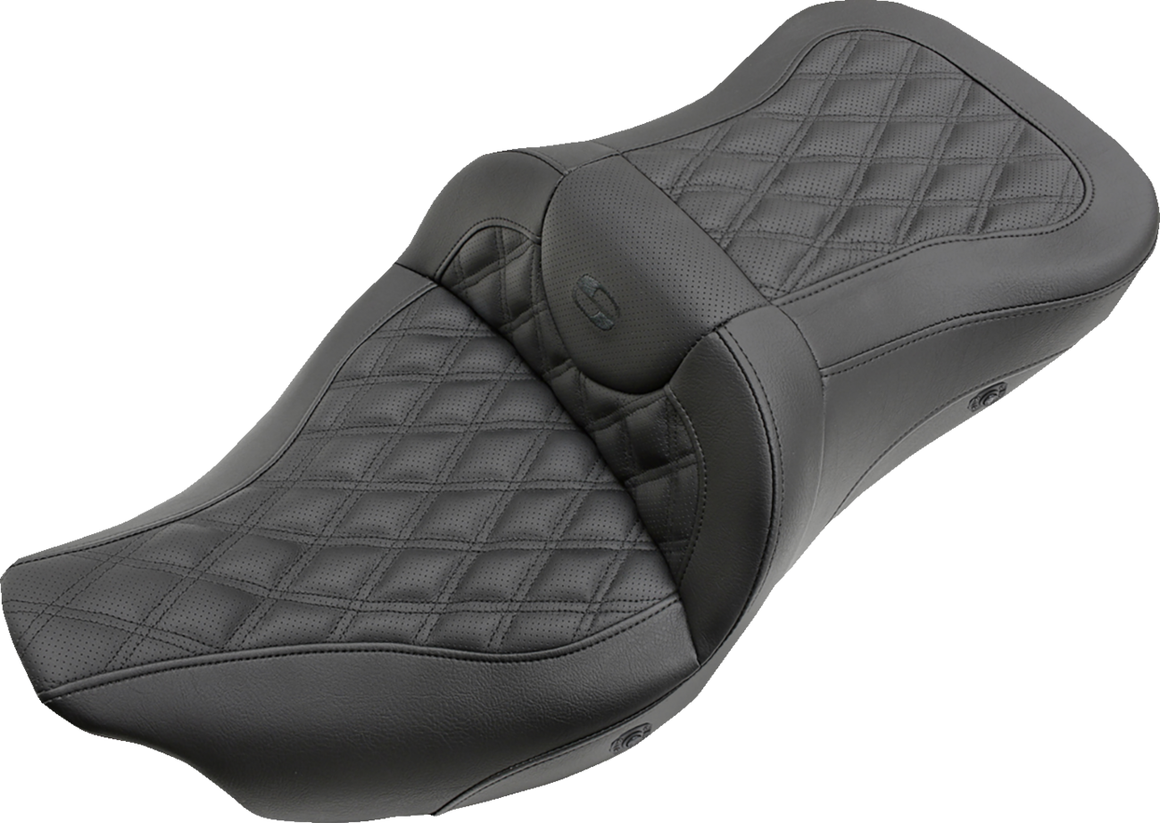 Saddlemen Roadsofa LS Lattice Stitch 2-Up Seat For Harley Touring 2008-2025