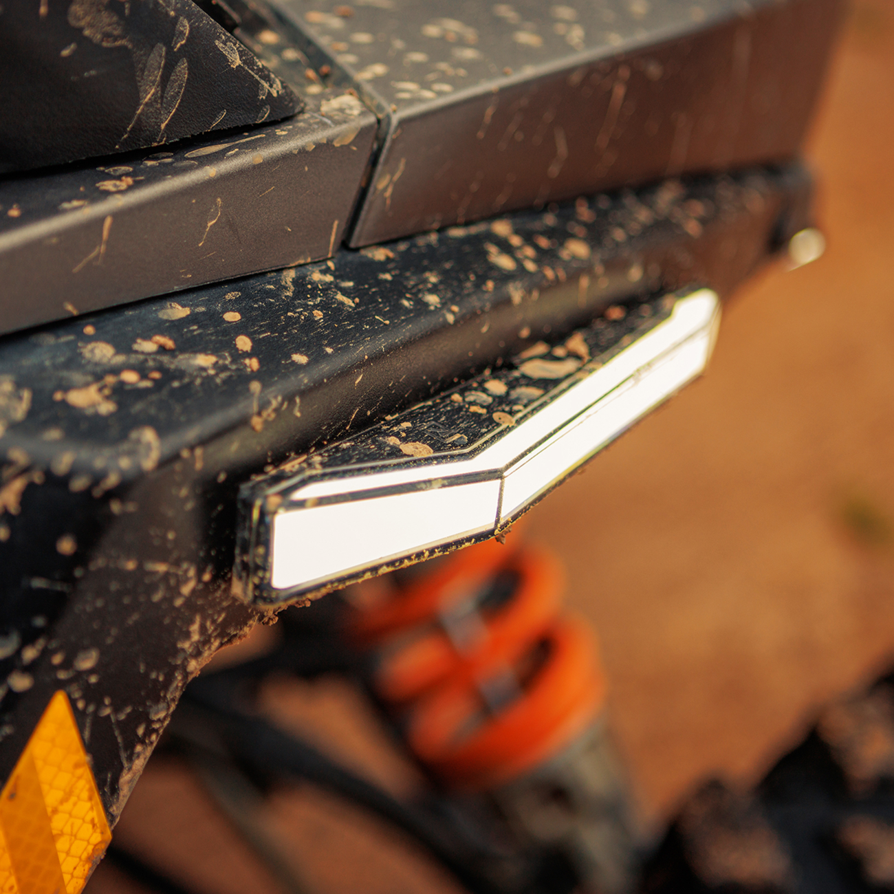 Ravek Apex Lights™ - Running - White - General Polaris