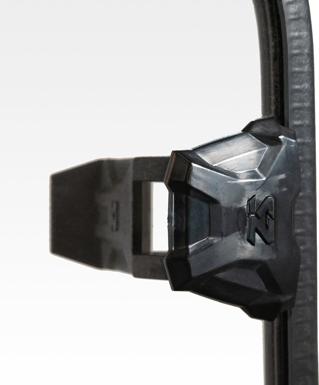 SEIZMIK Versa-Vent Windshield