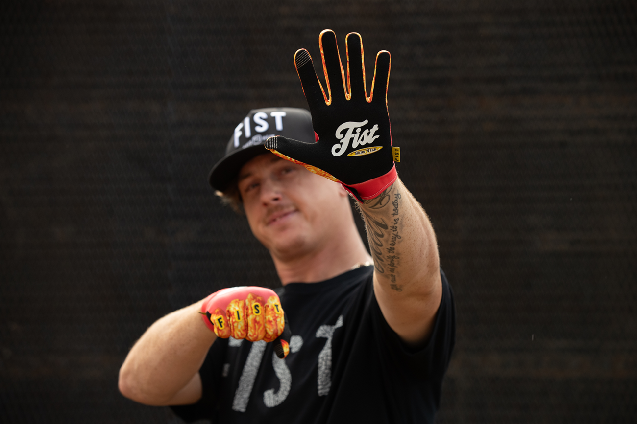 FIST HANDWEAR Strapped Chicken Fingers Gloves