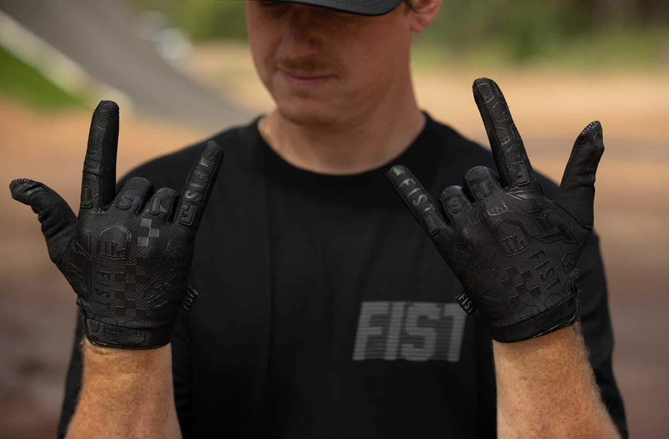 FIST HANDWEAR Strapped Smash Forth Gloves