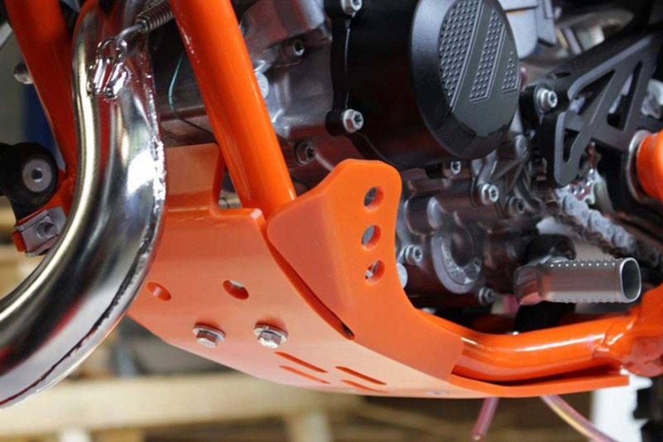 AXP RACING Skid Plate