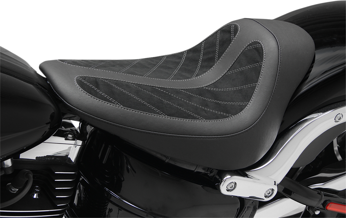 Mustang Kodlin Solo Seat For Harley Softail Breakout 2013-2017