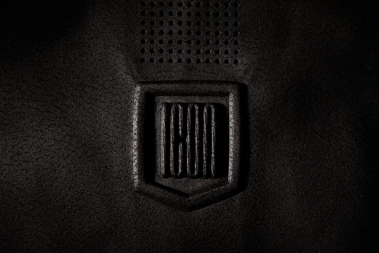Icon Short Track™ Jacket