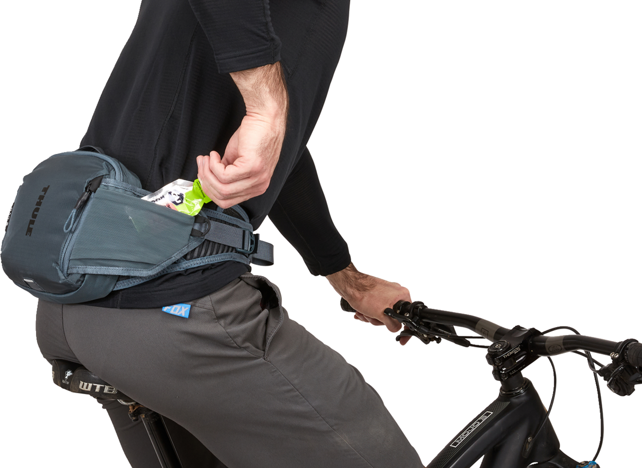 Thule Rail Hip Hydration Pack