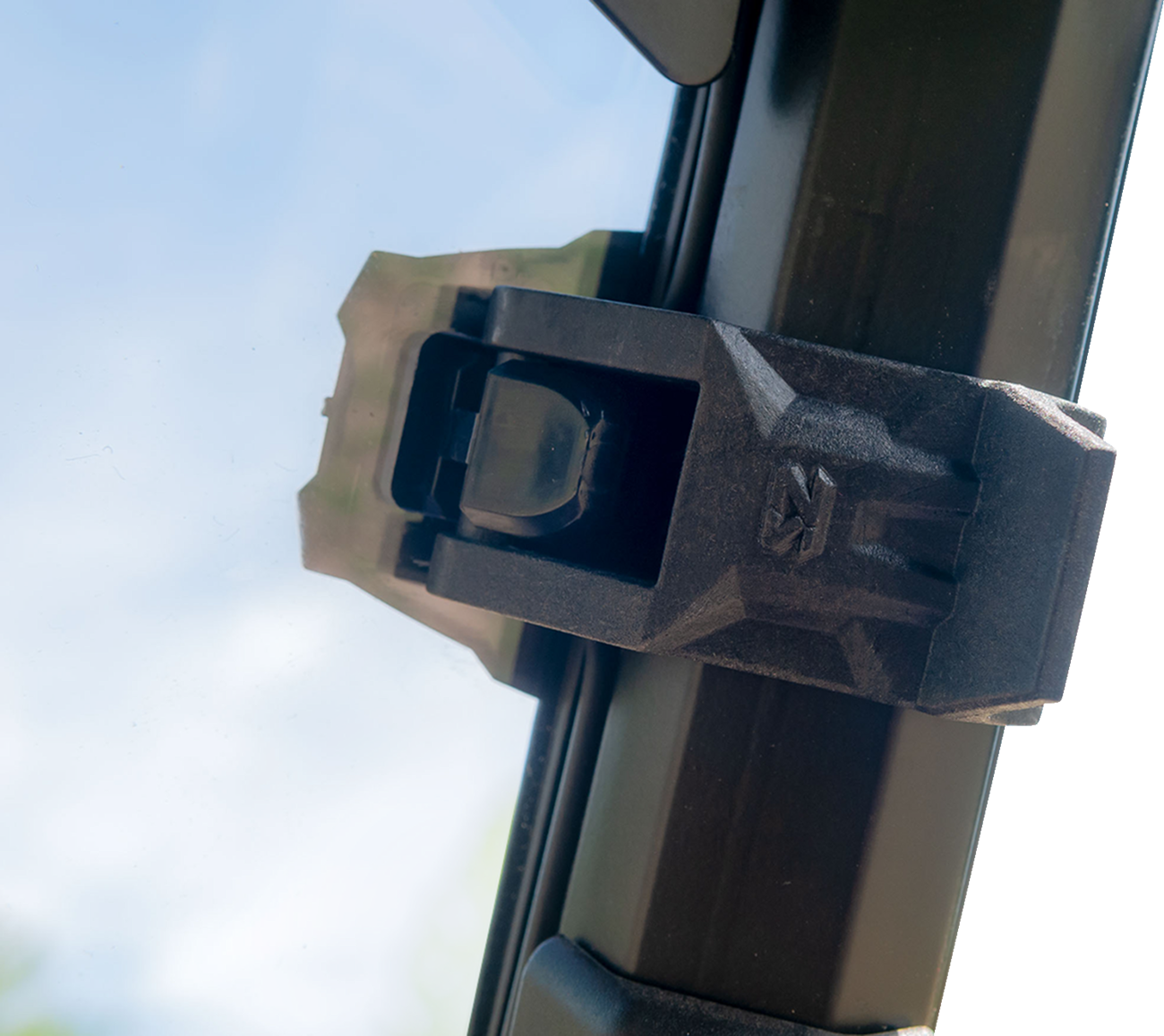 Versa-Vent Windshield