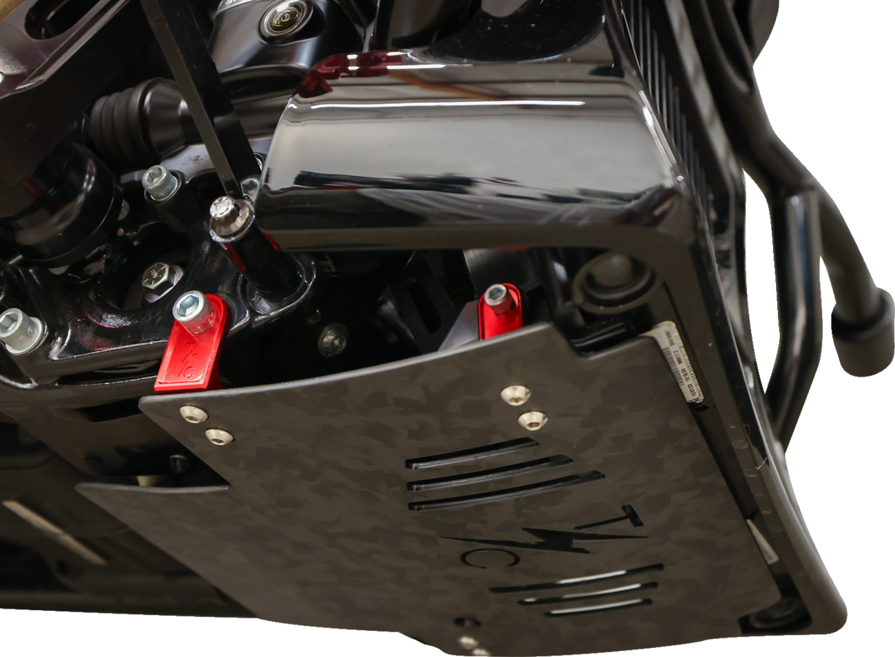 Thrashin supply co. Skid Plate - Carbon Fiber/Forged - With Red Brackets - FLHX/FLTRX 2024-2024 Harley Davidson FLTRX Road Glide / 2024-2024 Harley Davidson FLHX Street Glide