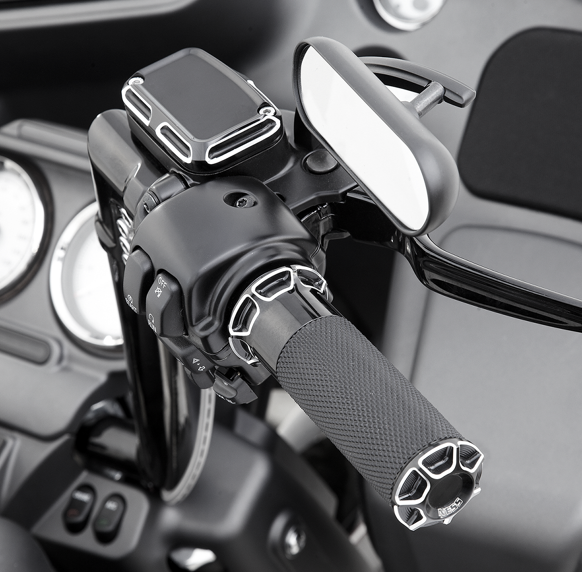 ARLEN NESS Beveled Grips