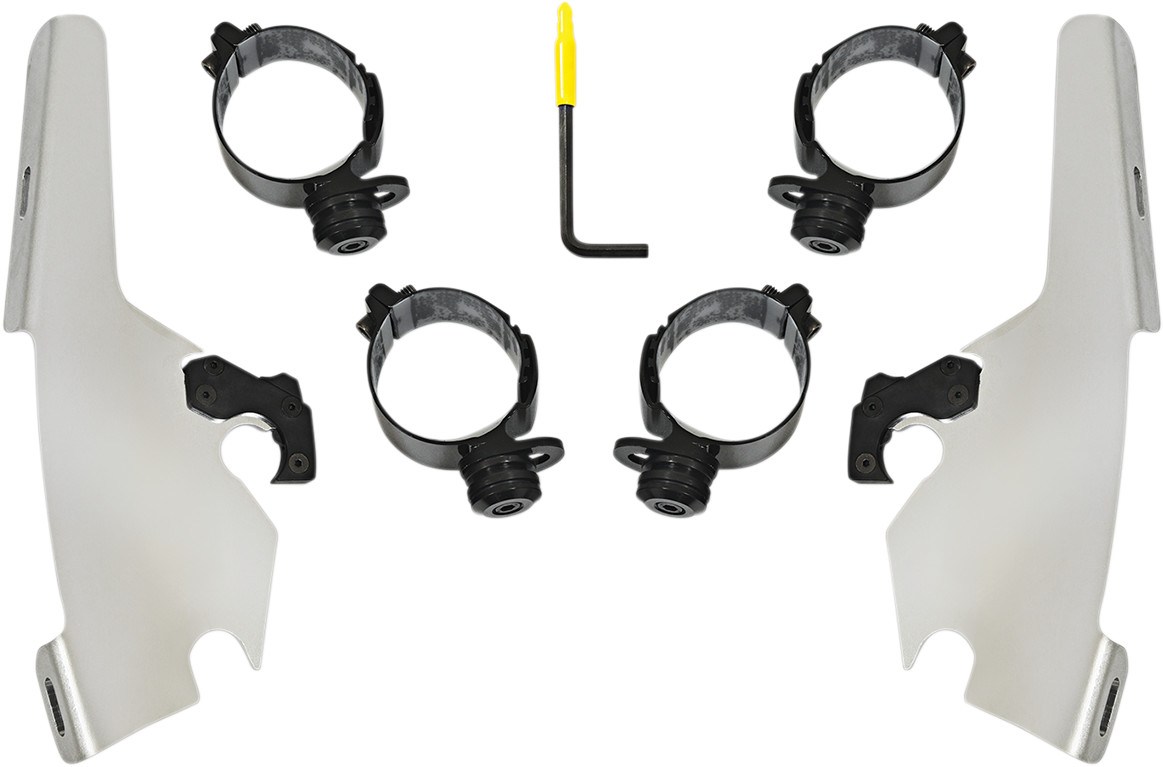 MEMPHIS SHADES Batwing Fairing Trigger-Lock Mounting Kit